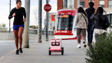 Kvůli bezpečnosti museli v Torontu zakázat pouliční roboty